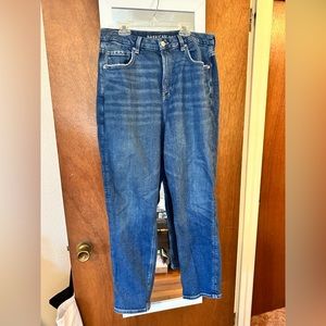 American Eagle Curvy Mom Jeans 12/31 Regular